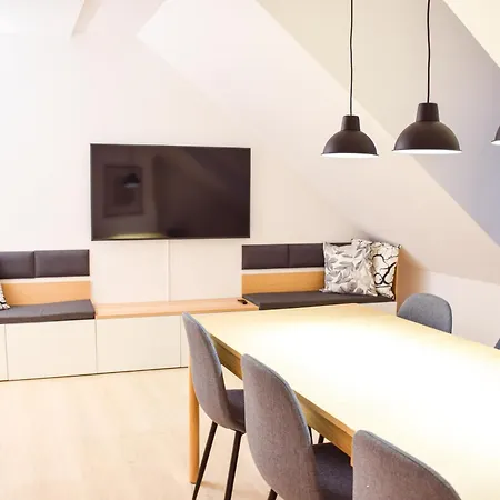 Zentral In - 3 Schlafzimmer - 6 Gaeste - Grosszuegig Апартаменты *