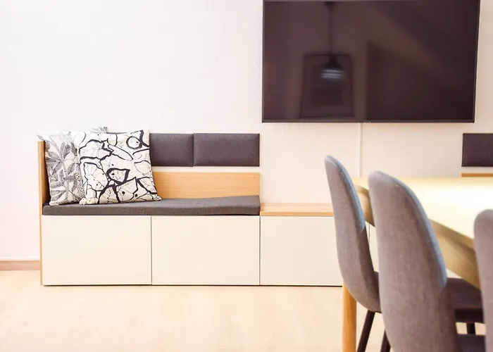 Appartement Zentral In - 3 Schlafzimmer - 6 Gaeste - Grosszuegig *