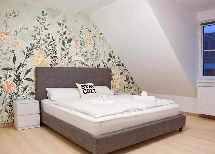 Zentral In - 3 Schlafzimmer - 6 Gaeste - Grosszuegig